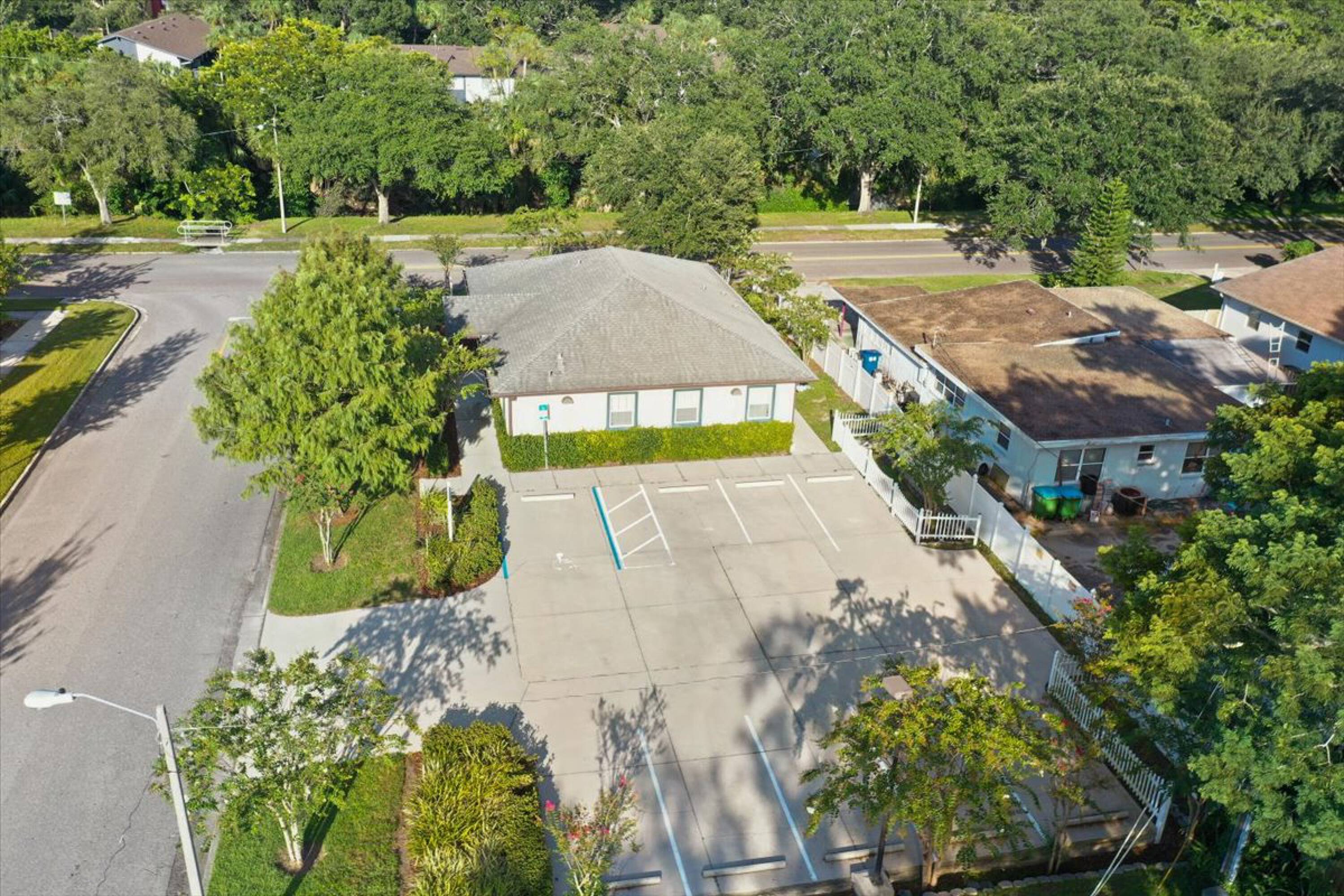 2340 GLENWOOD DR Winter Park FL 32792-3314 APN: 09-22-30-0120-15-190 ...