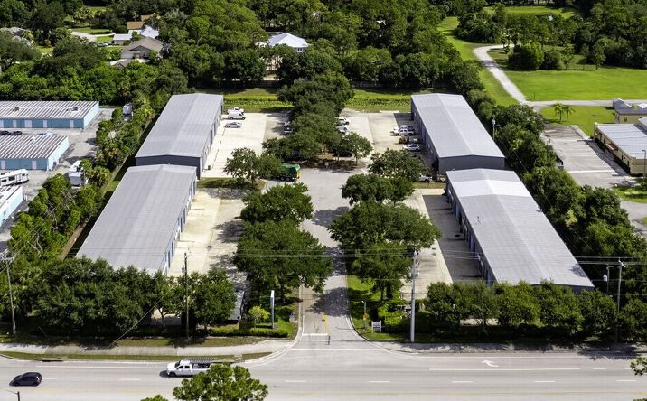 Pictures of Industrial property located at 850 33rd Ct SW, Vero Beach, FL 32968 for lease - image #1