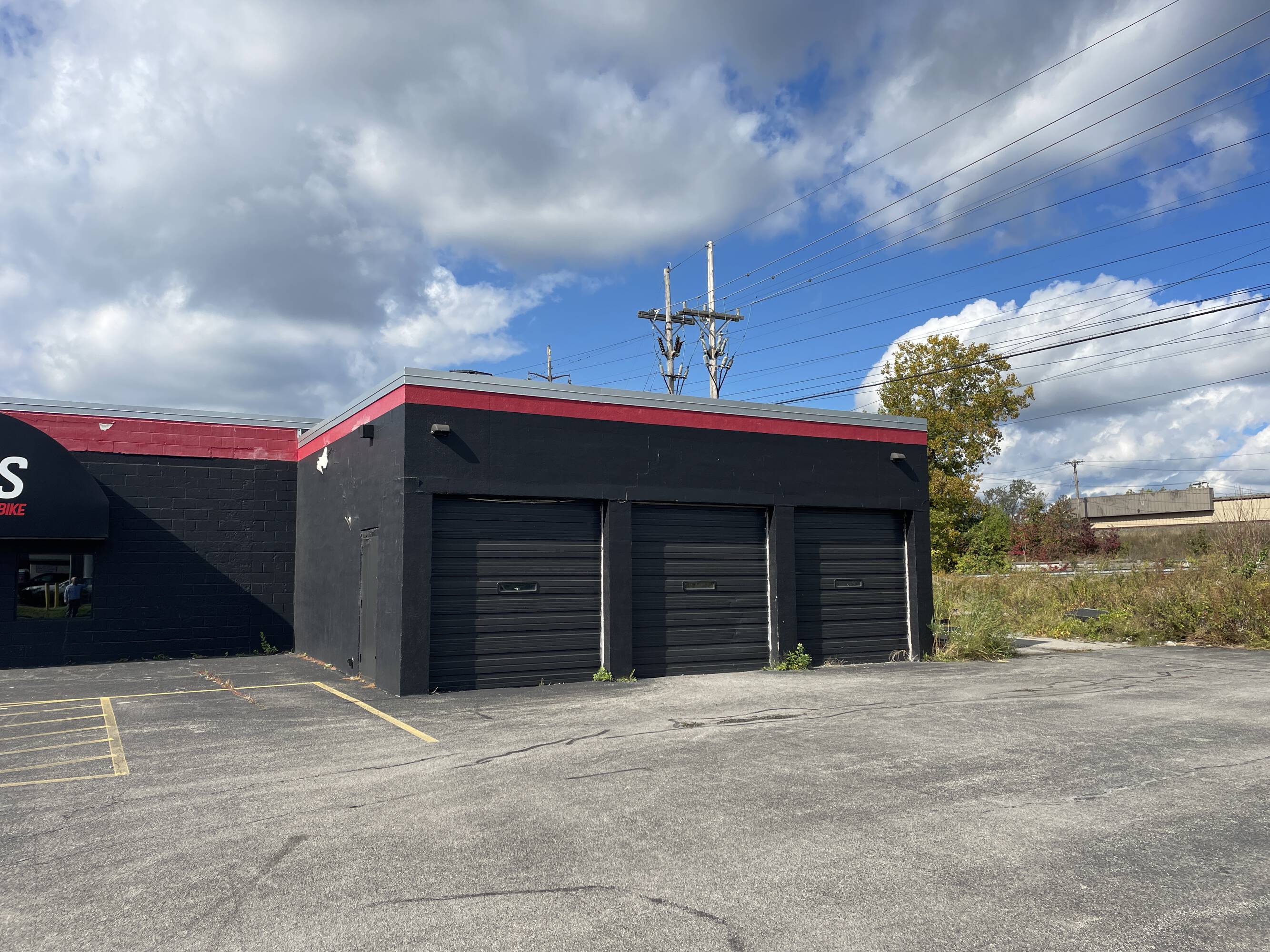 3020 W Henrietta Rd, Rochester, NY 14623