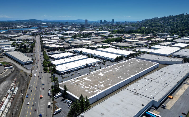 Pictures of Industrial property located at 3571-3599 NW Yeon Ave Frontage Rd, Portland, OR 97210 for lease - image #1