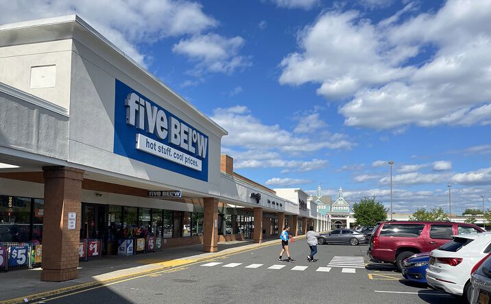 Pictures of Retail property located at 13 & 15 Backus Ave, Danbury, CT 06810 for lease - image #1