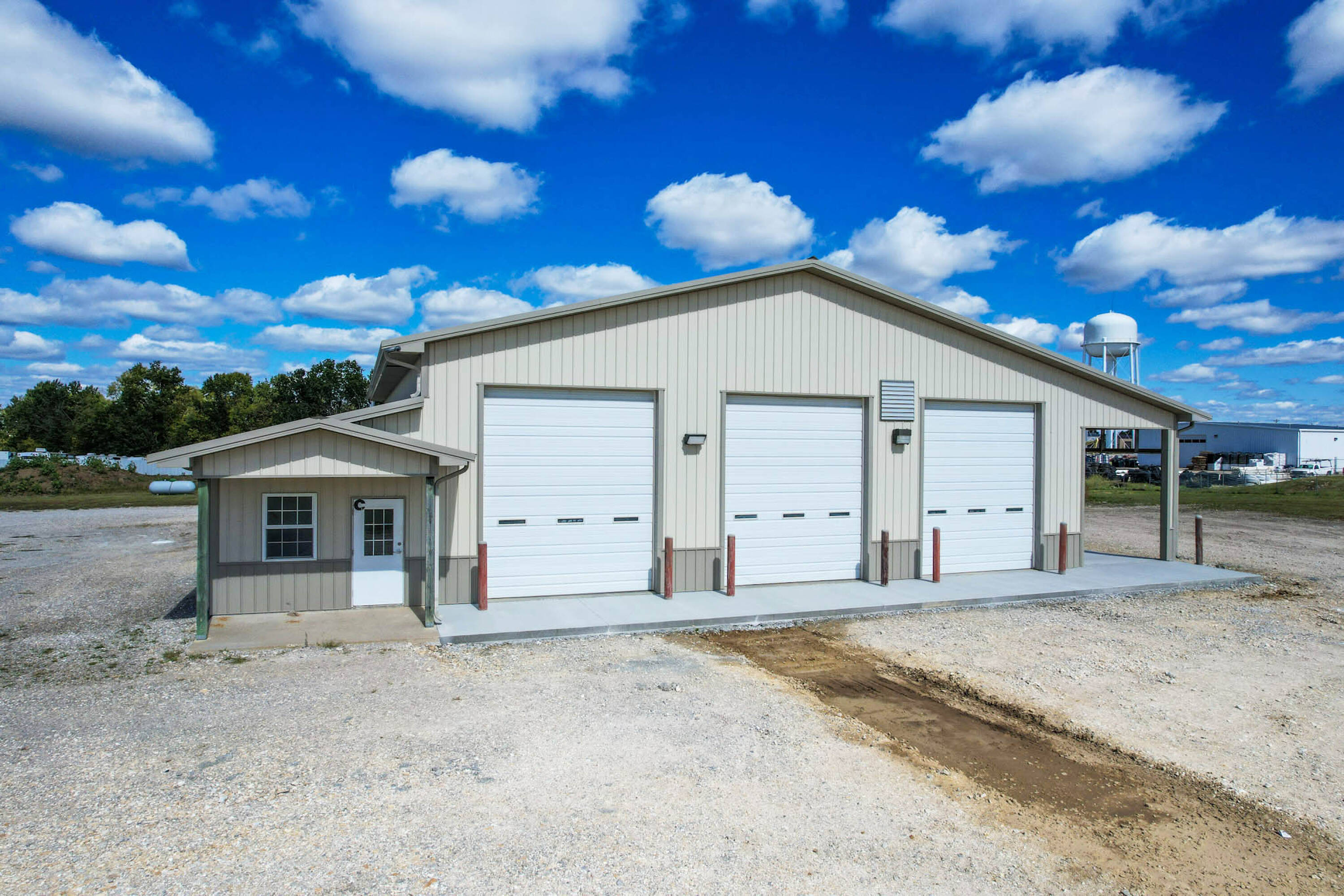 8501 E Richland Rd, Columbia, MO 65201