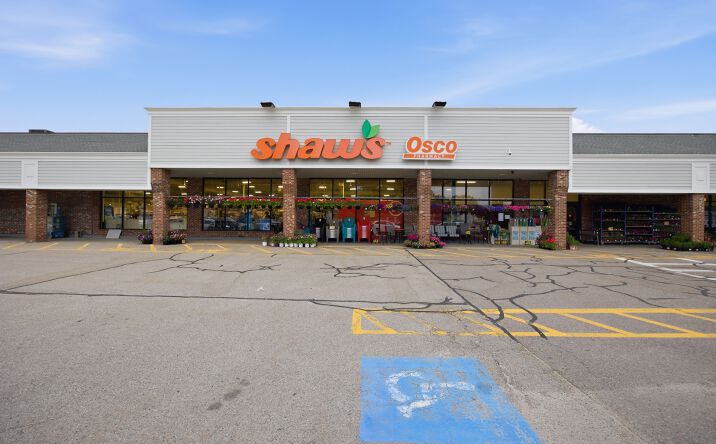 Pictures of Retail property located at 117 Great Rd, Stow, MA 01775 for lease - image #1
