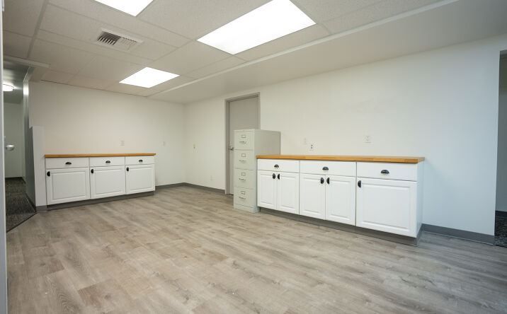 Pictures of Office property located at 8818 S Sepulveda Blvd, Los Angeles, CA 90045 for lease - image #1