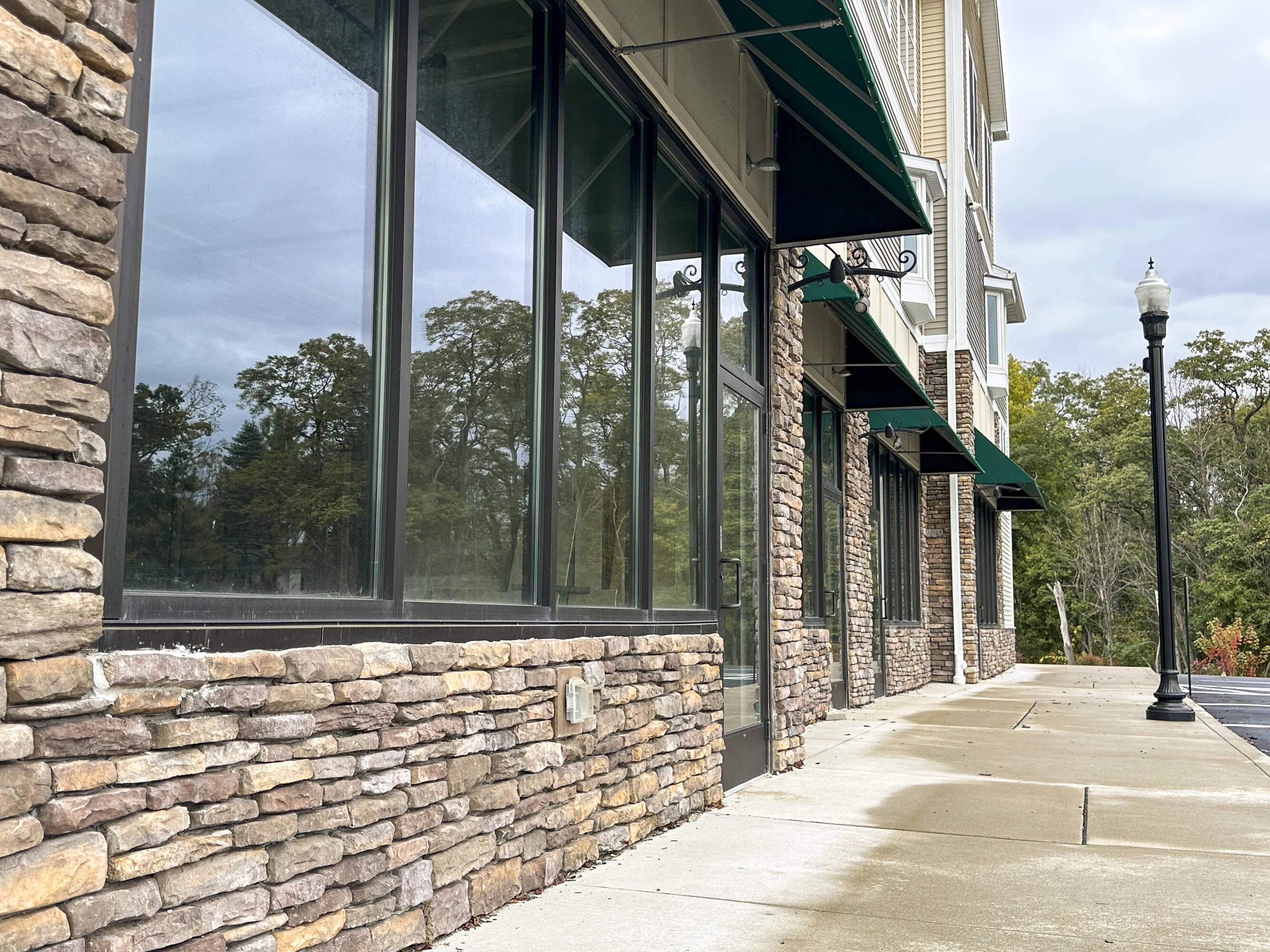 2890 Copperleaf Place Unit 140, Erie, PA 16441