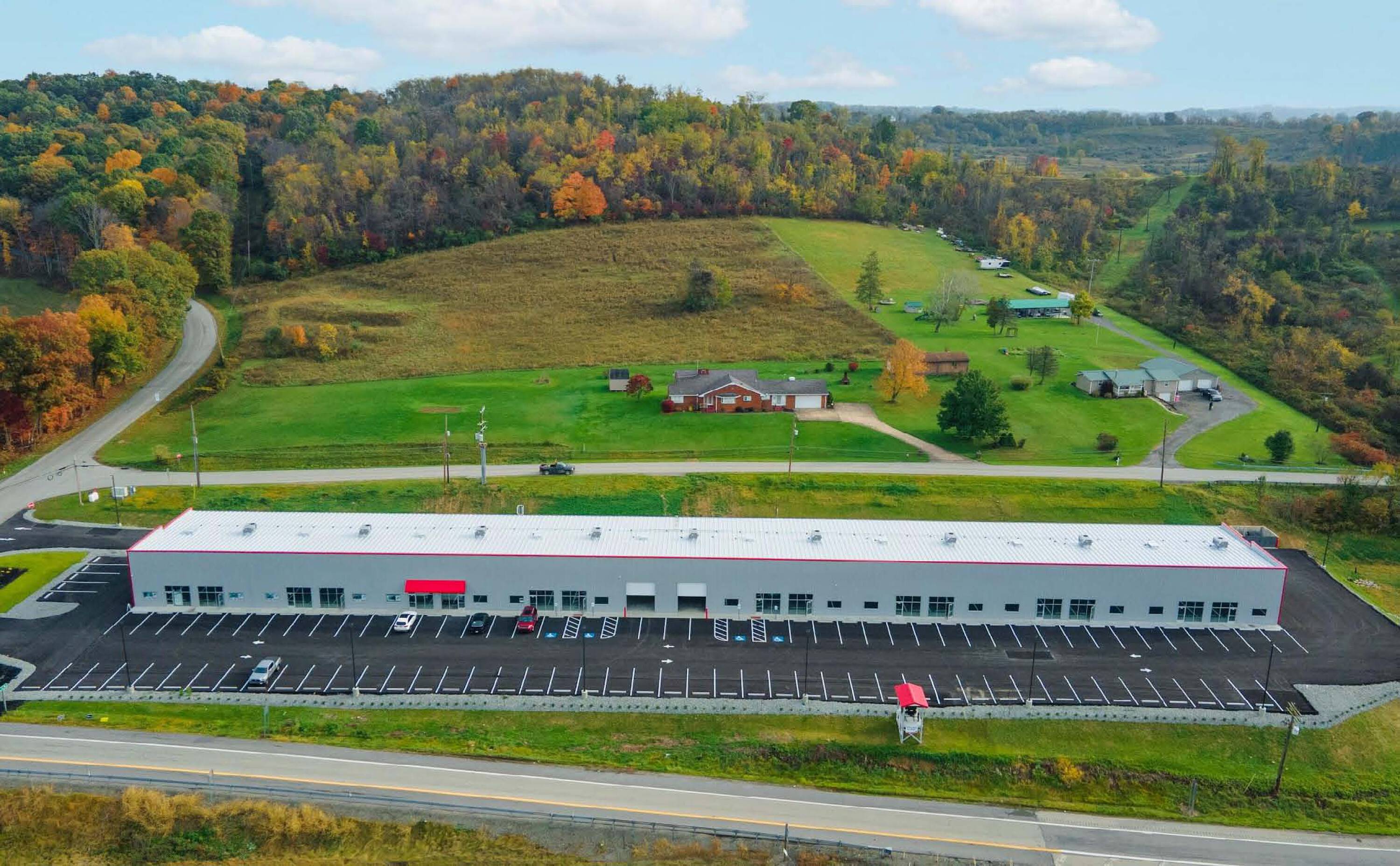 594 Carlton Dr, Bentleyville, PA 15314