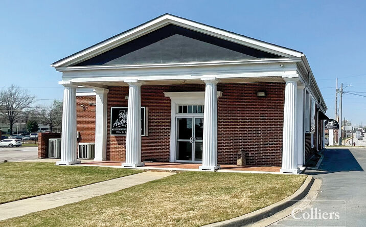 Pictures of Retail property located at 7001 Garners Ferry Rd, Columbia, SC 29209 for lease - image #1