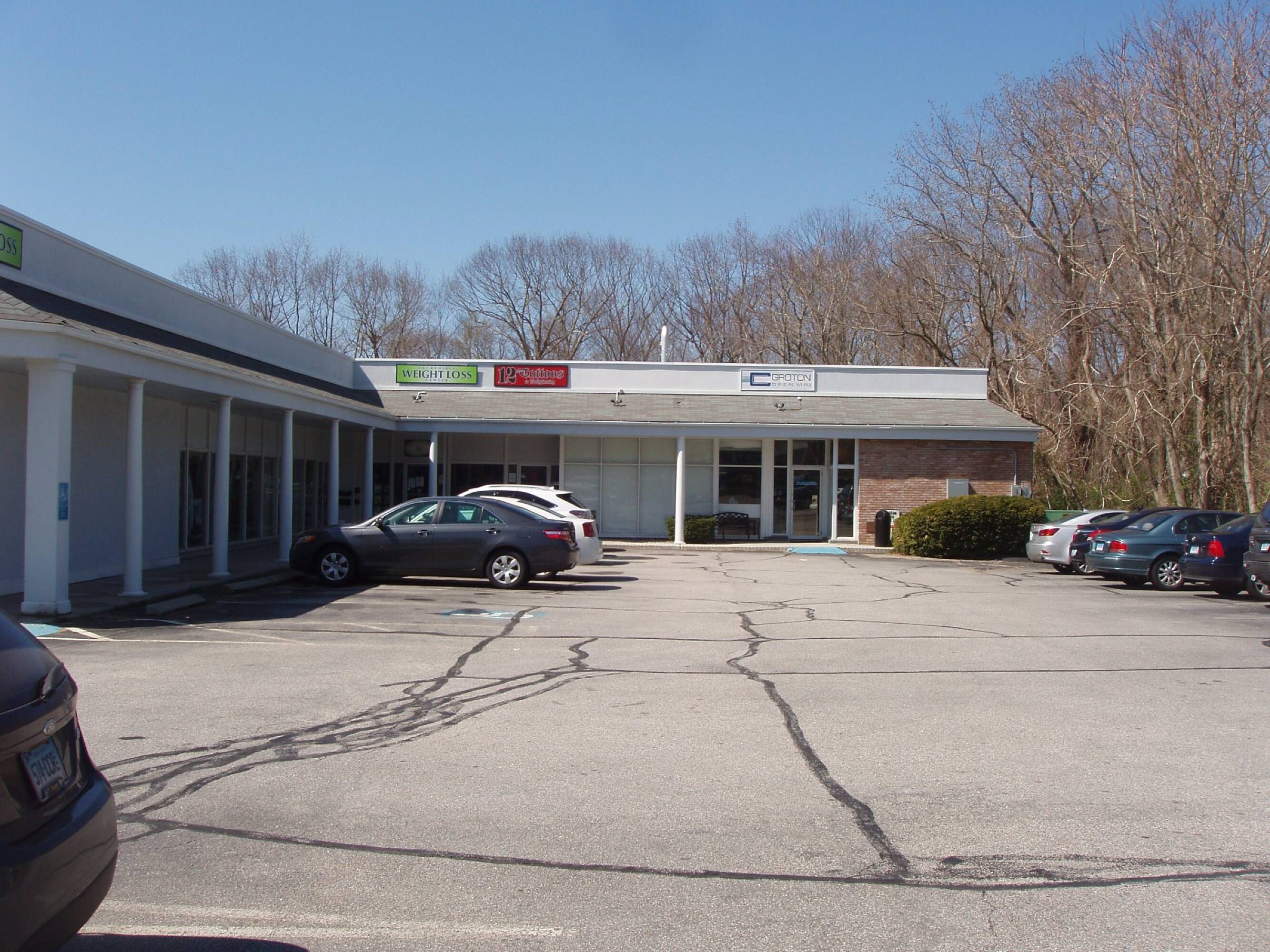 565 Long Hill Rd, Groton, CT 06340