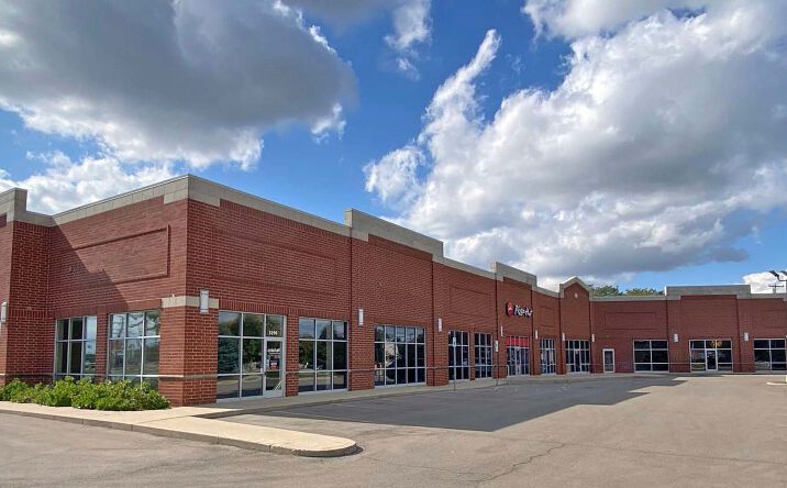 Pictures of Retail property located at 32901 – 32931 Gratiot Avenue, Roseville, MI 48066 for lease - image #1