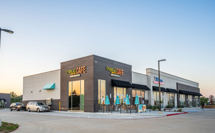 Pictures of Retail, Restaurant property located at 720 N US-377, Roanoke, TX 76262 for lease - image #1