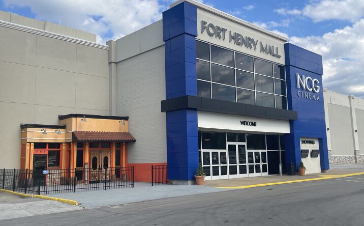 Pictures of Retail property located at 2101 Fort Henry Dr, Kingsport, TN 37664 for lease - image #1