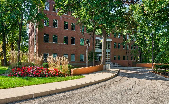 Pictures of Office property located at 10075 Red Run Blvd, Owings Mills, MD 21117 for lease - image #1