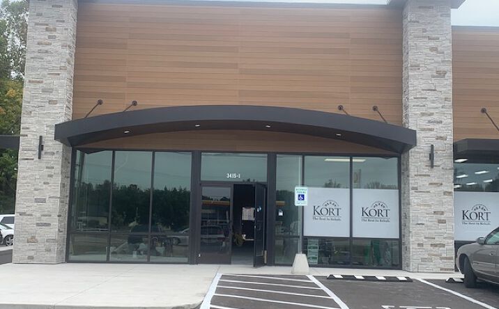 Pictures of Retail, Restaurant, Office property located at 3415 New Hartford Rd, Owensboro, KY 42303 for lease - image #1