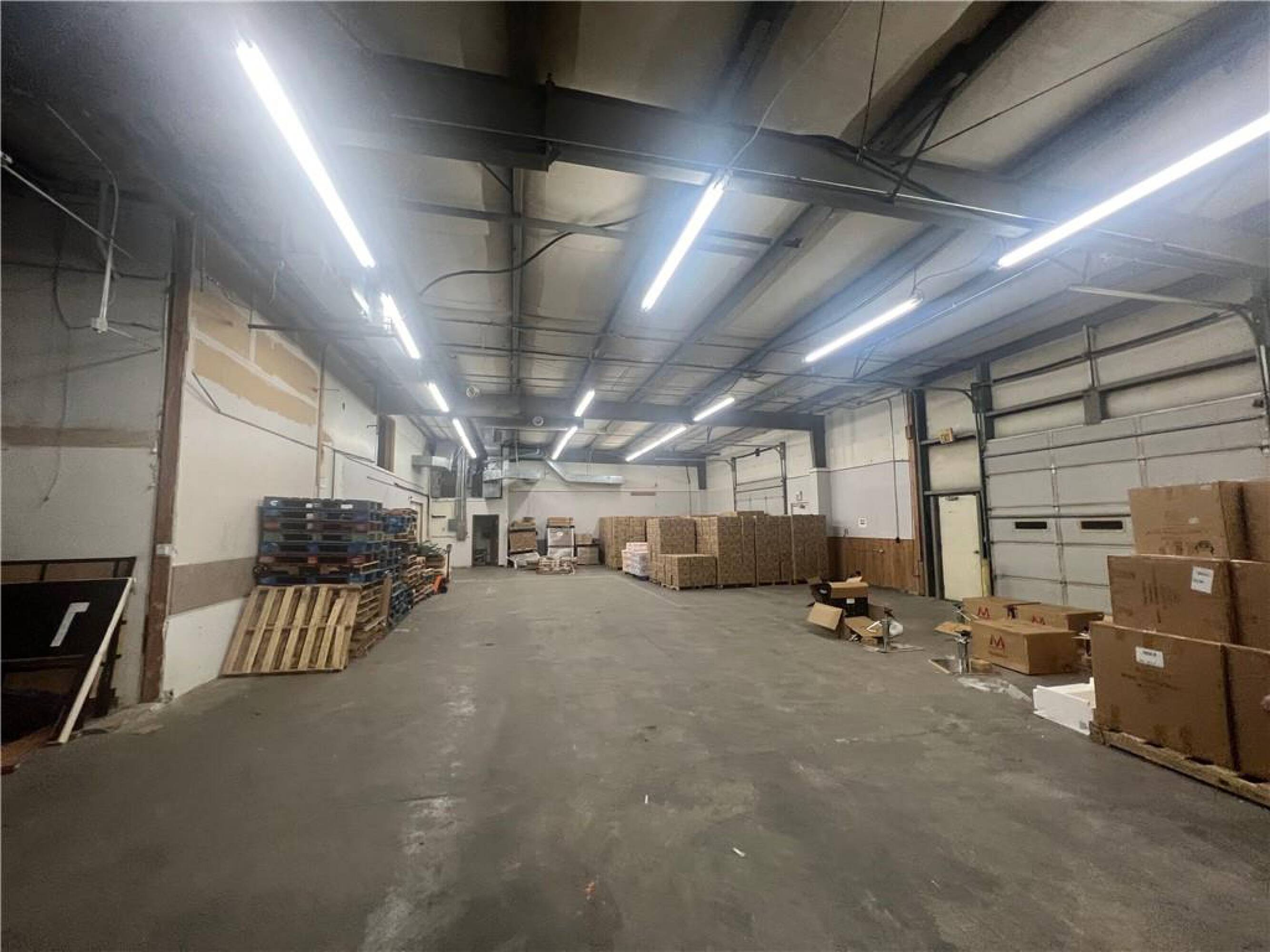 6840 N Oak Trafficway, Gladstone, MO 64118