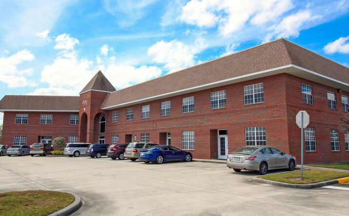 Pictures of Office property located at 740 Florida Central Pkwy, Longwood, FL 32750 for lease - image #1
