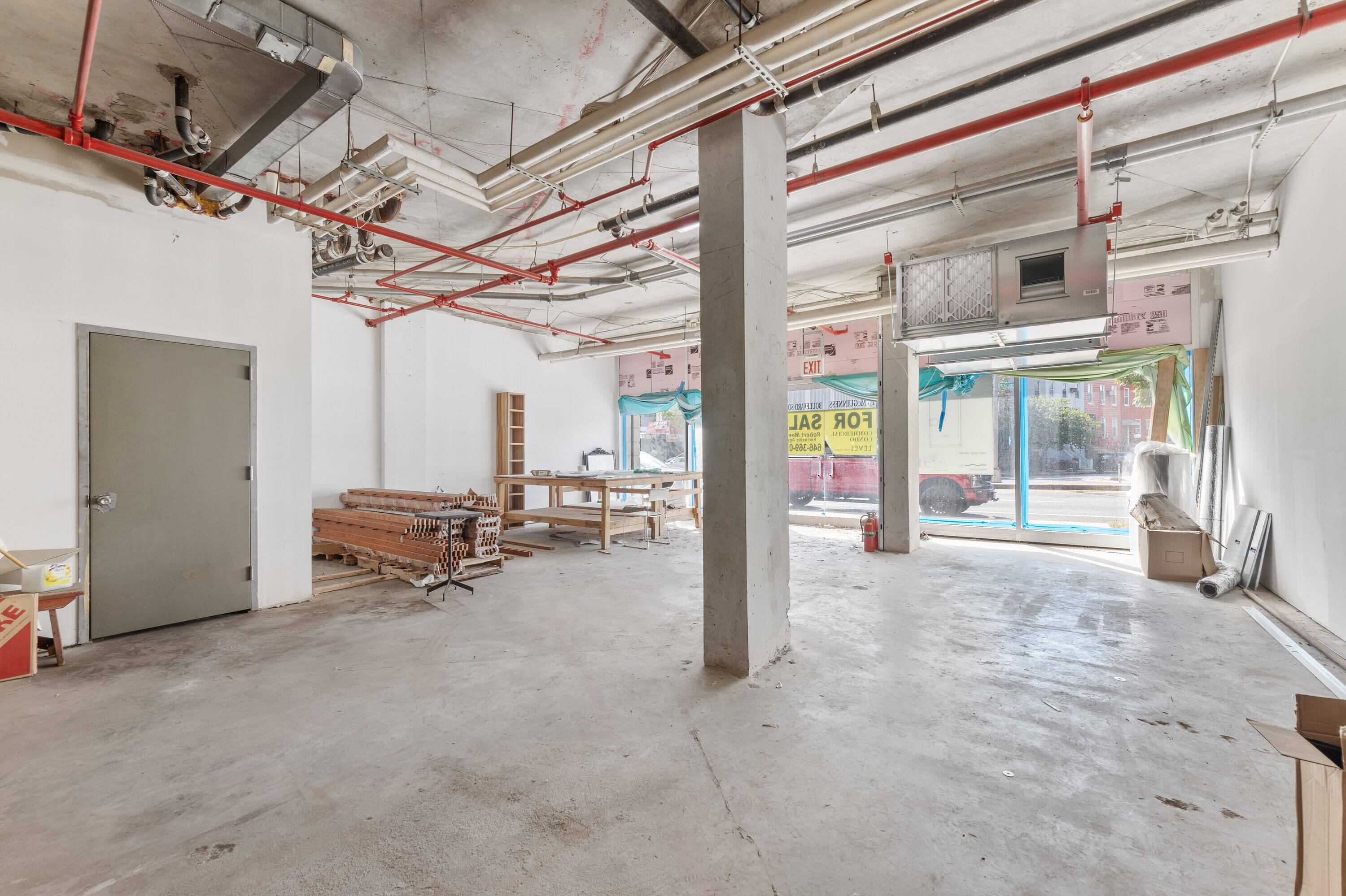 16 McGuinness Blvd S, Brooklyn, NY 11222