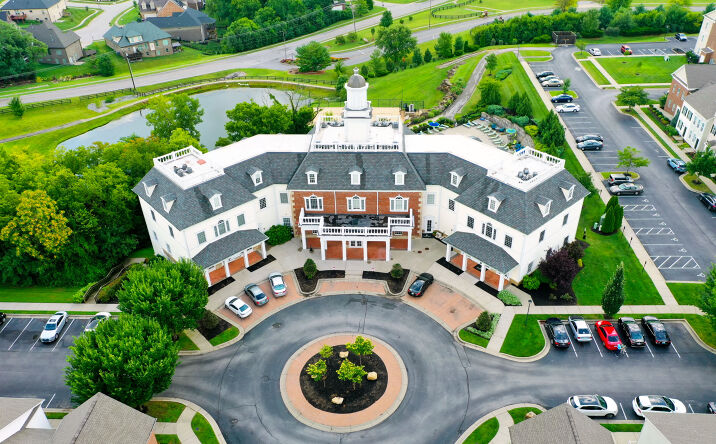 Pictures of Restaurant property located at 700 Landis Ridge Dr, Louisville, KY 40245 for sales - image #1