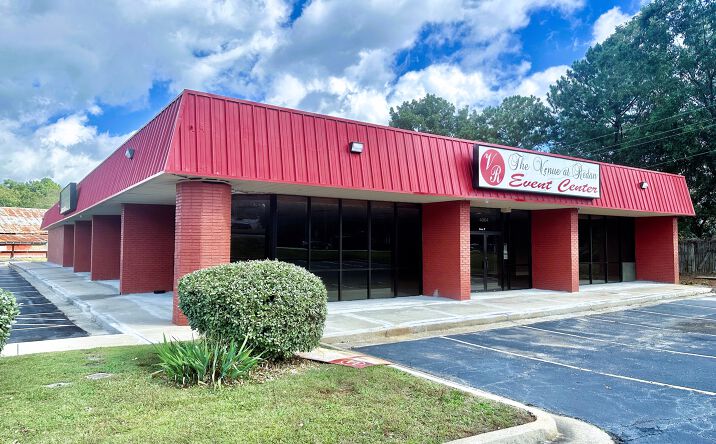 Pictures of Retail property located at 4964 Redan Road, Stone Mountain, GA 30088 for lease - image #1