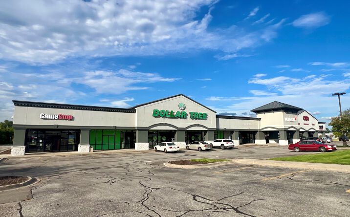 Pictures of Retail property located at 9939 Redick Cir, Omaha, NE 68122 for lease - image #1