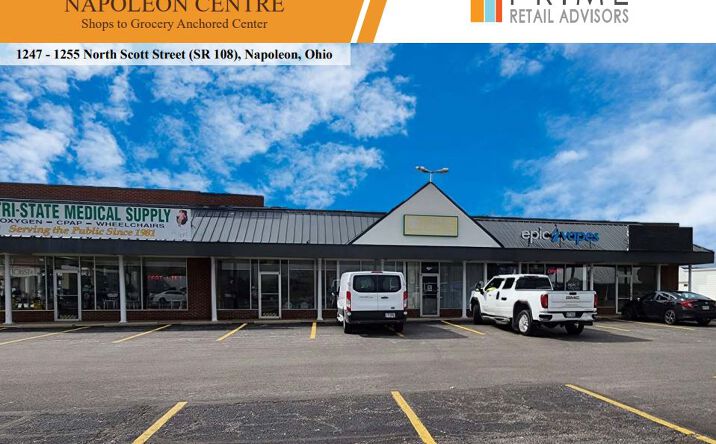 Pictures of Retail property located at 1247 Scott St, Napoleon, OH 43545 for lease - image #1