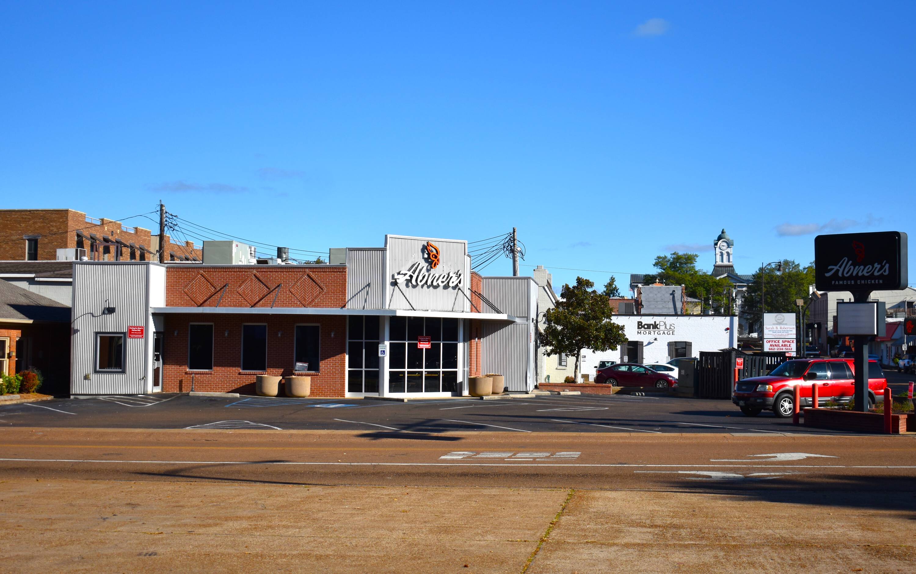 430 S Lamar Blvd, Oxford, MS 38655