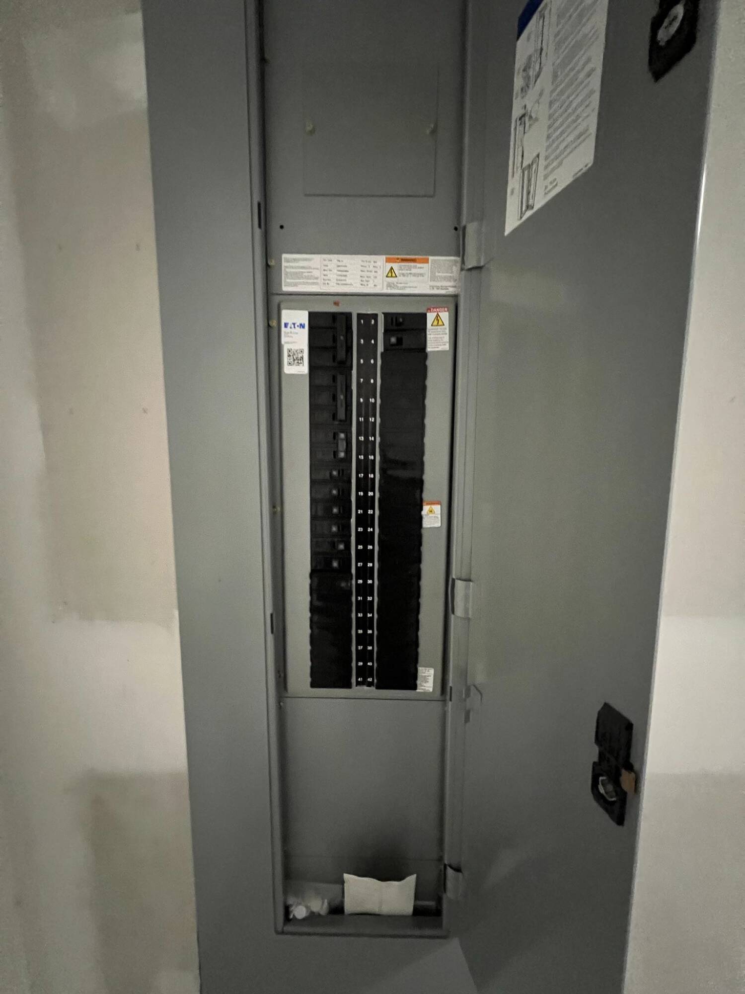 6247569