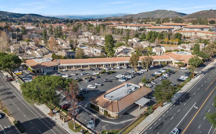 Pictures of Retail property located at 4637 - 4643 Lakeview Canyon Road, Westlake Village, CA 91361 for lease - image #1