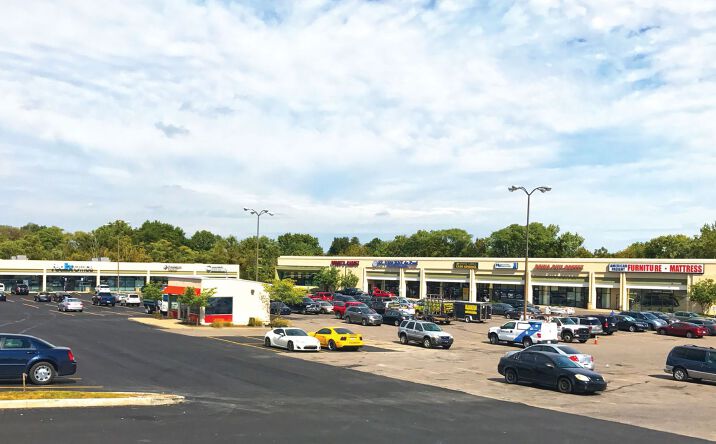 Pictures of Retail property located at 7120 Turfway Rd, Florence, KY 41042 for lease - image #1