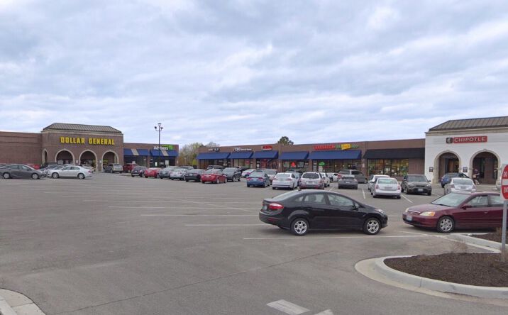 Pictures of Retail property located at 6244 NW 64th St, KCMO, MO 64151 for lease - image #1