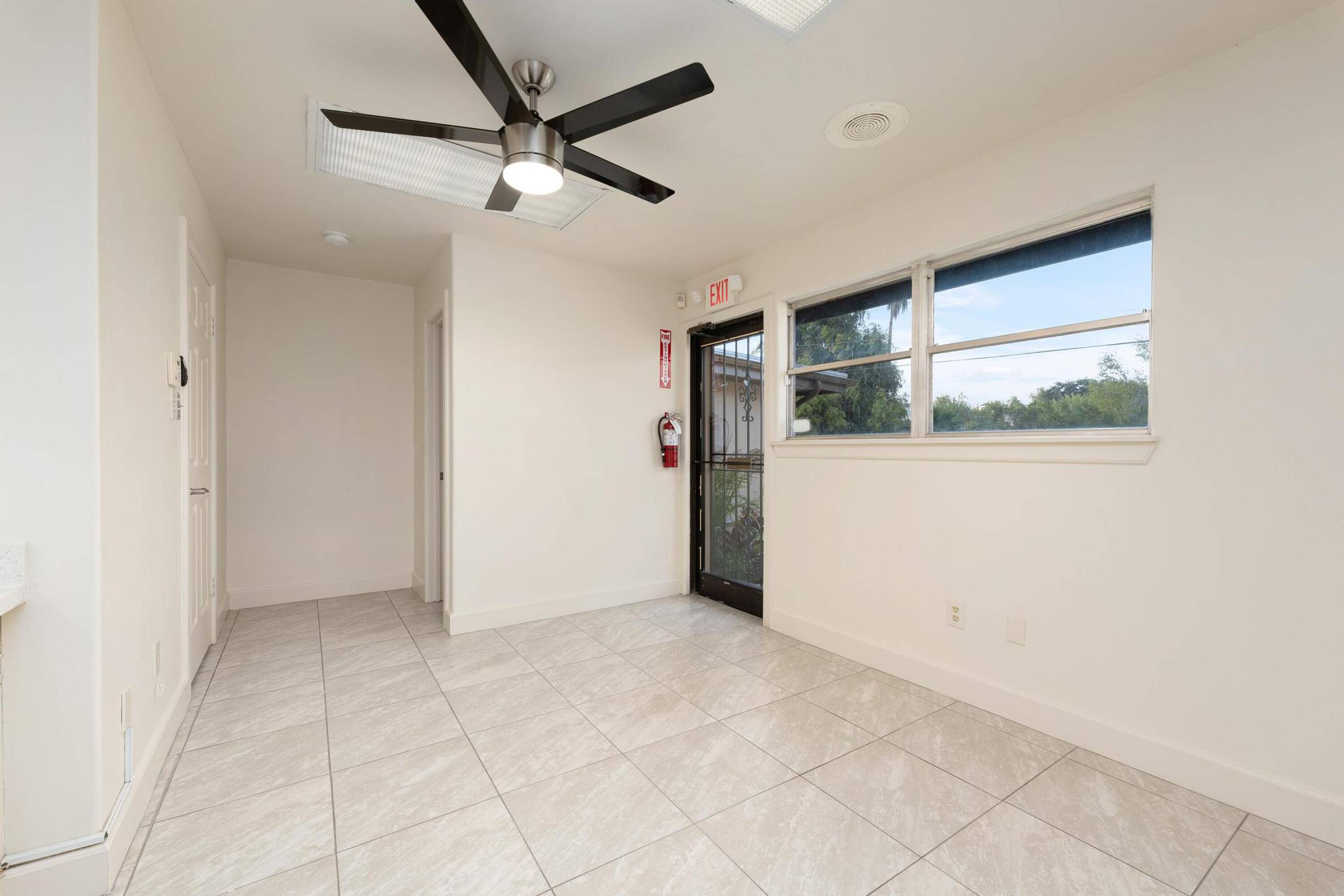 100 E Pecan Blvd, McAllen, TX 78501