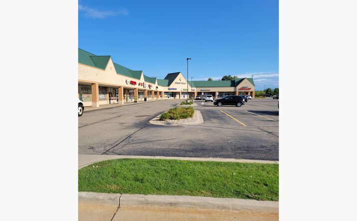 Pictures of Retail property located at 12719 Riley St, Holland, MI 49424 for lease - image #1