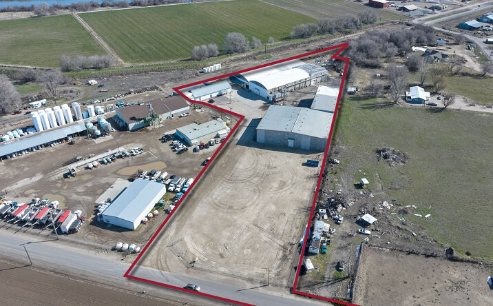 Pictures of Industrial property located at 3656 Industrial Rd, Homedale, ID 83628 for lease - image #1