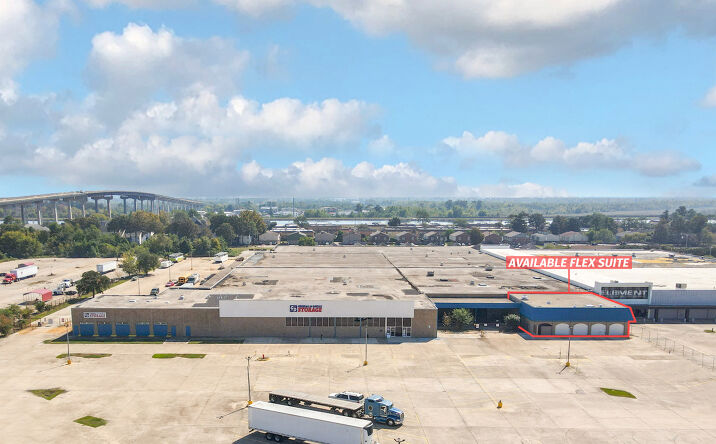 Pictures of Retail, Industrial property located at 6001 Woodland Hwy, New Orleans, LA 70131 for lease - image #1