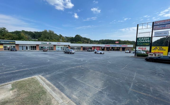 Pictures of Retail, Office property located at 905 Forestdale Blvd, Forestdale, AL 35214 for lease - image #1