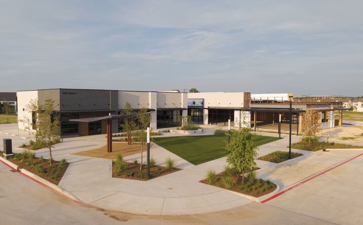 Pictures of Retail, Office, Restaurant property located at 7018 Crossroads Way, Temple, TX 76502 for lease - image #1