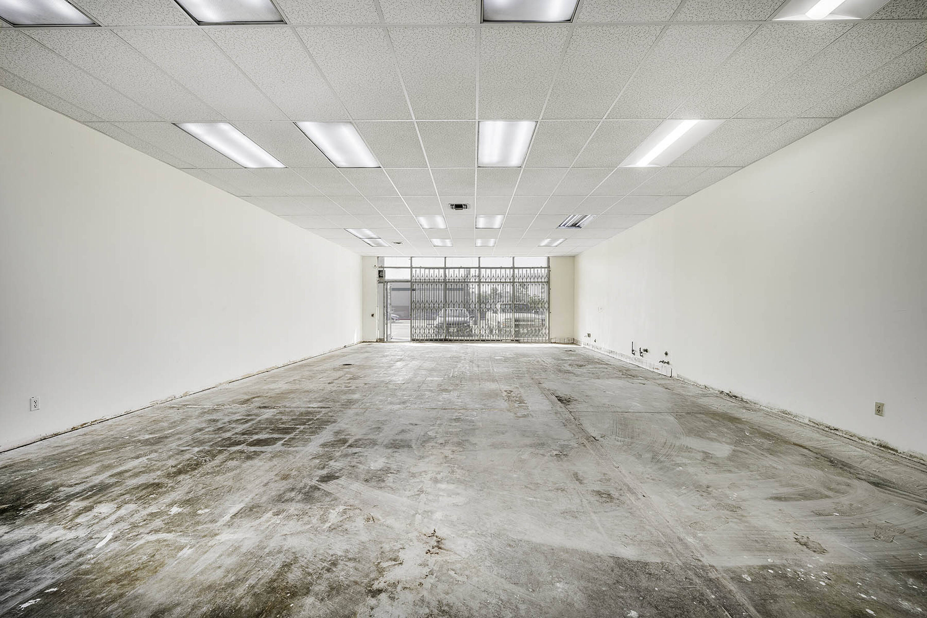 4111 Candlewood St, Lakewood, CA 90712