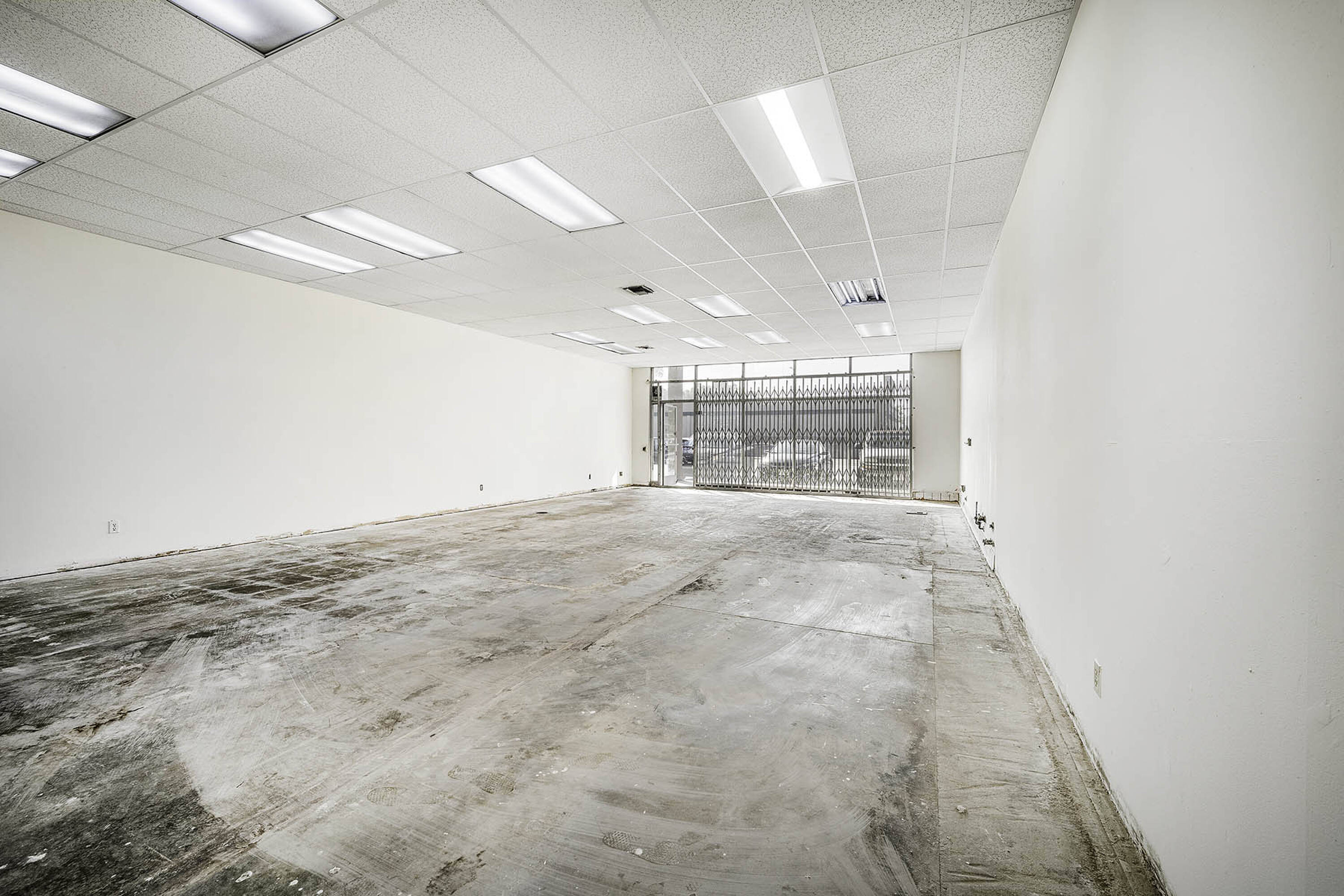 4111 Candlewood St, Lakewood, CA 90712