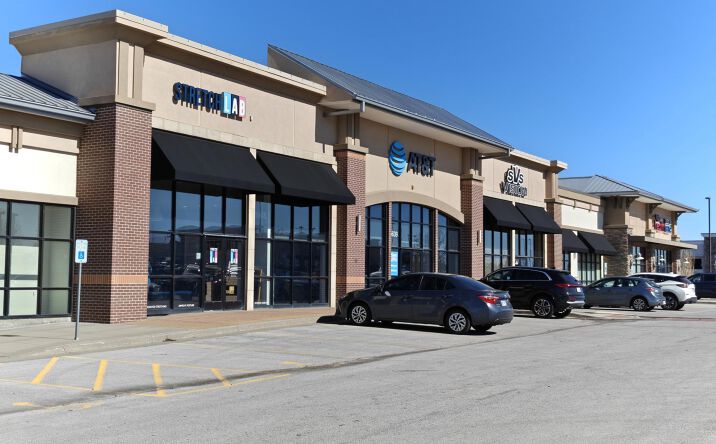 Pictures of Retail property located at 6645 W 135th St, Overland Park, KS 66223 for lease - image #1