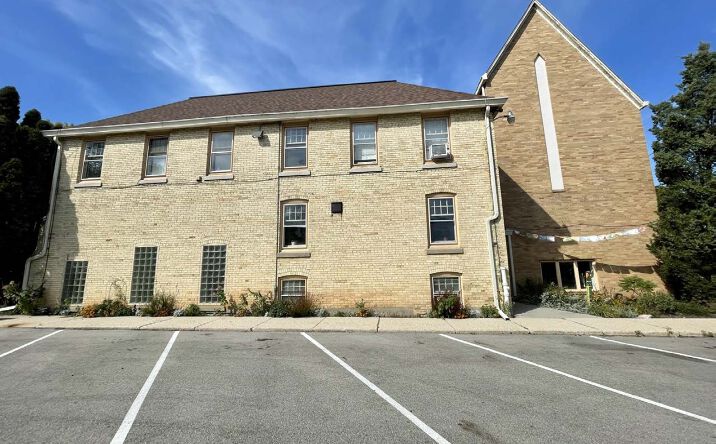 Pictures of Retail, Office property located at 125 E State St, Burlington, WI 53105 for lease - image #1