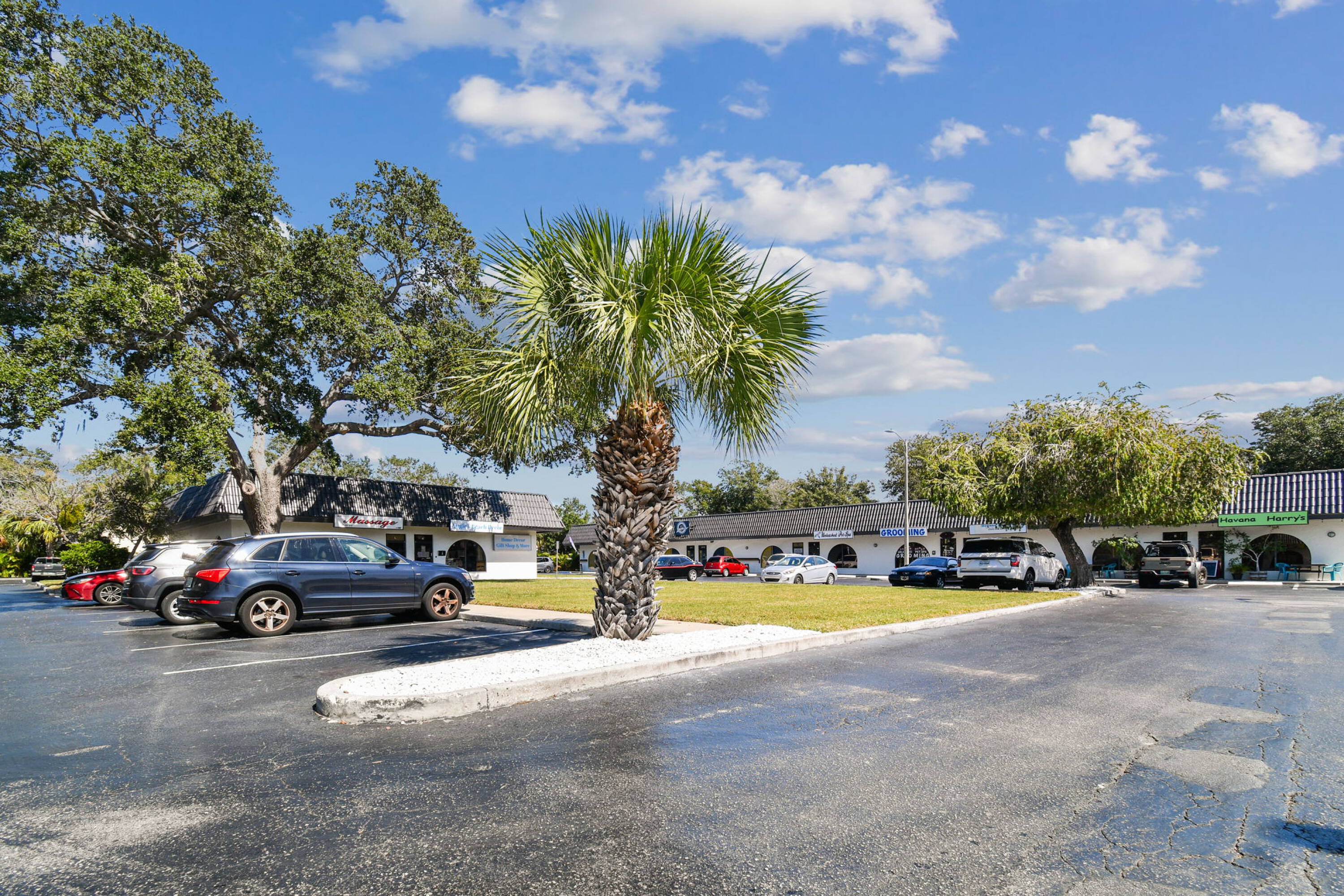 14219 Walsingham Rd, Largo, FL 33774