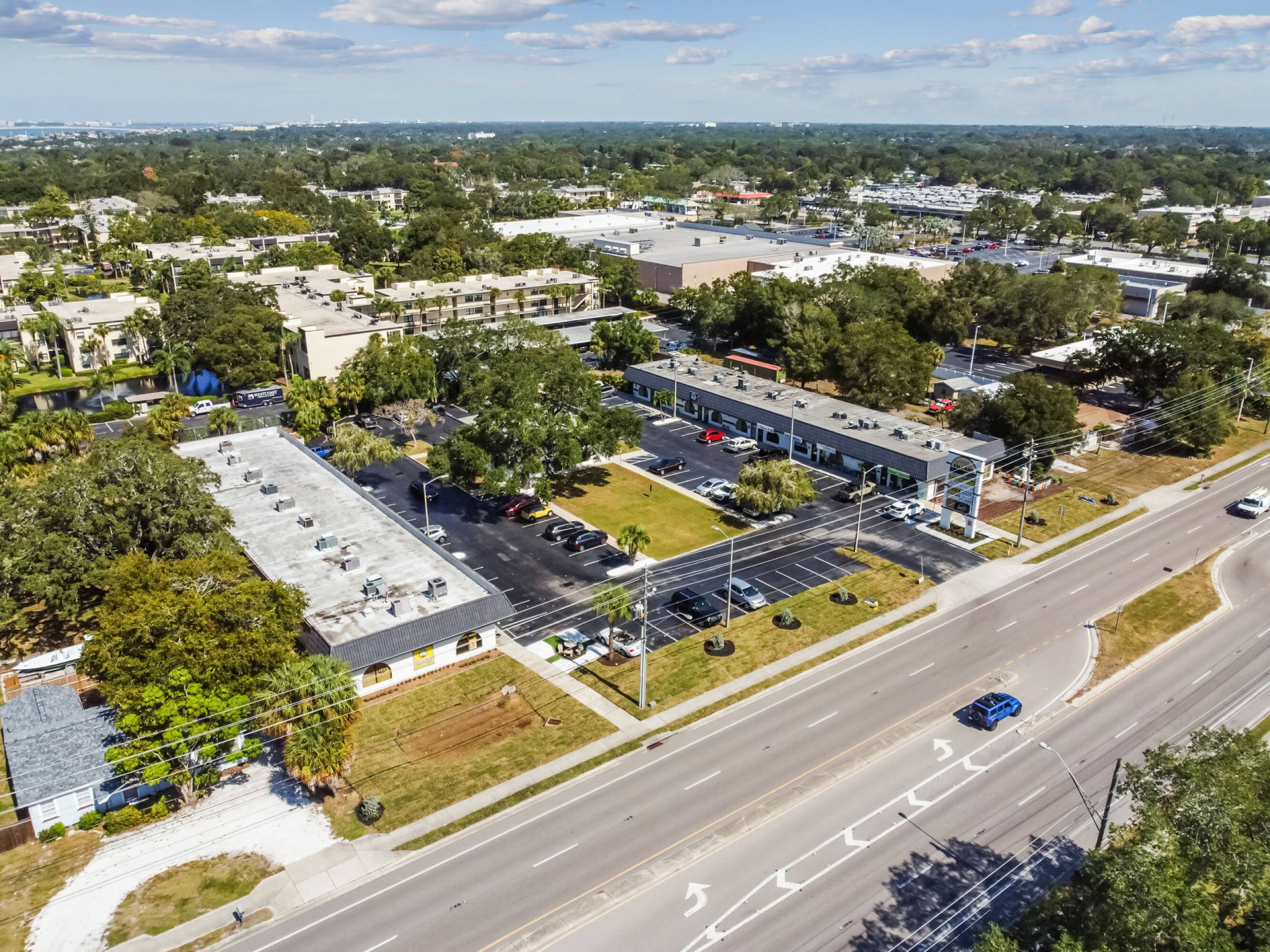 14219 Walsingham Rd, Largo, FL 33774