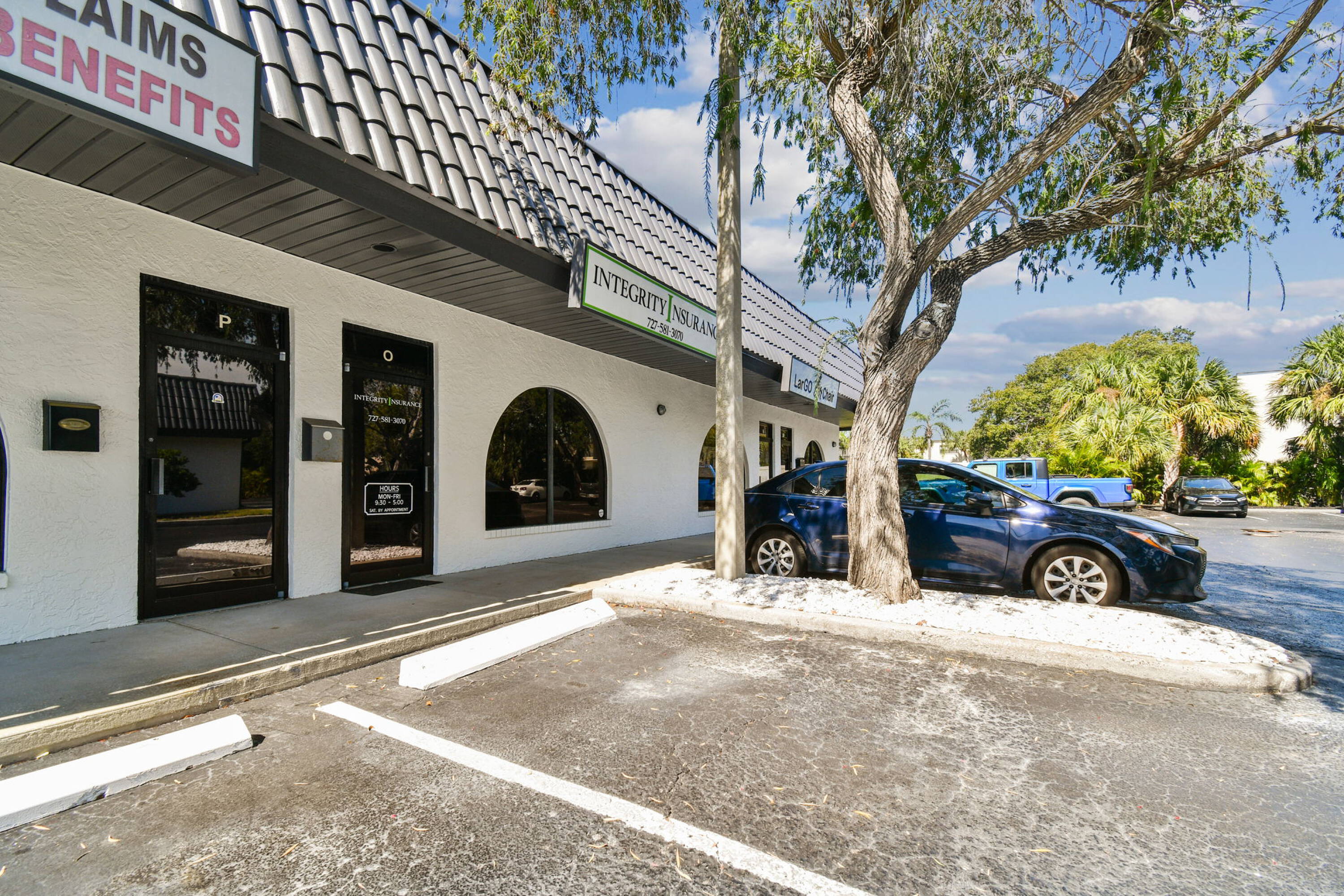 14219 Walsingham Rd, Largo, FL 33774