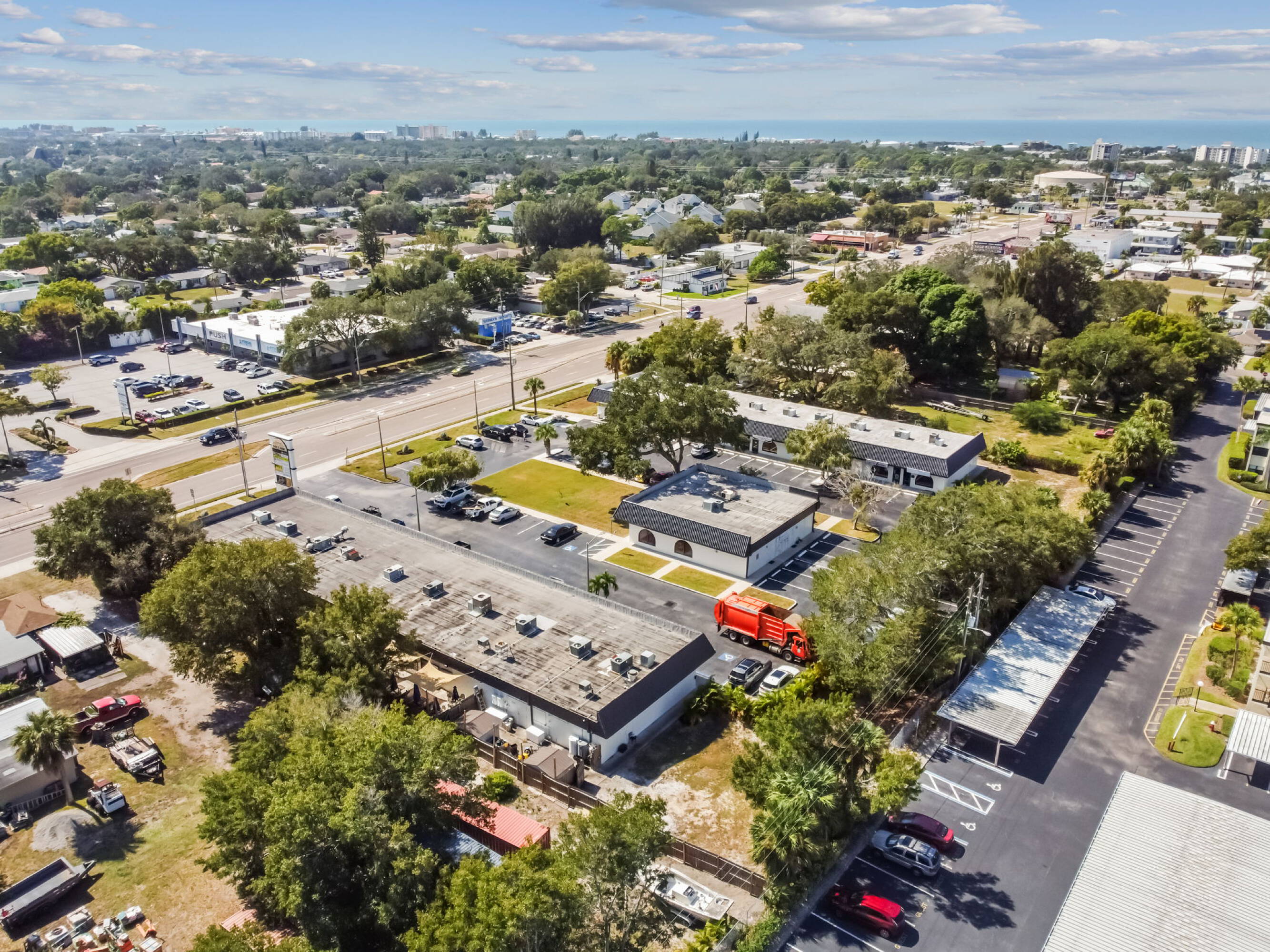 14219 Walsingham Rd, Largo, FL 33774