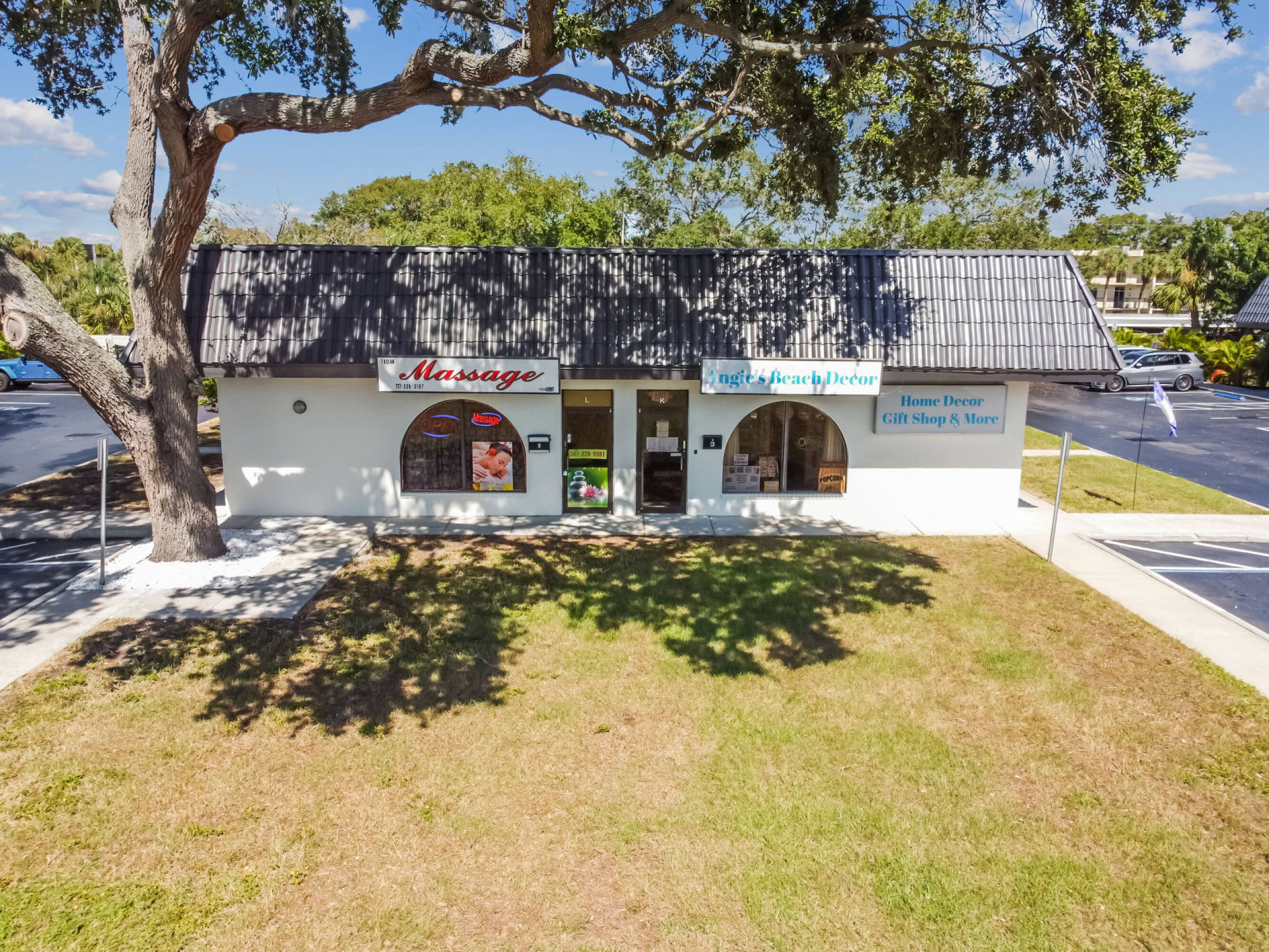 14219 Walsingham Rd, Largo, FL 33774