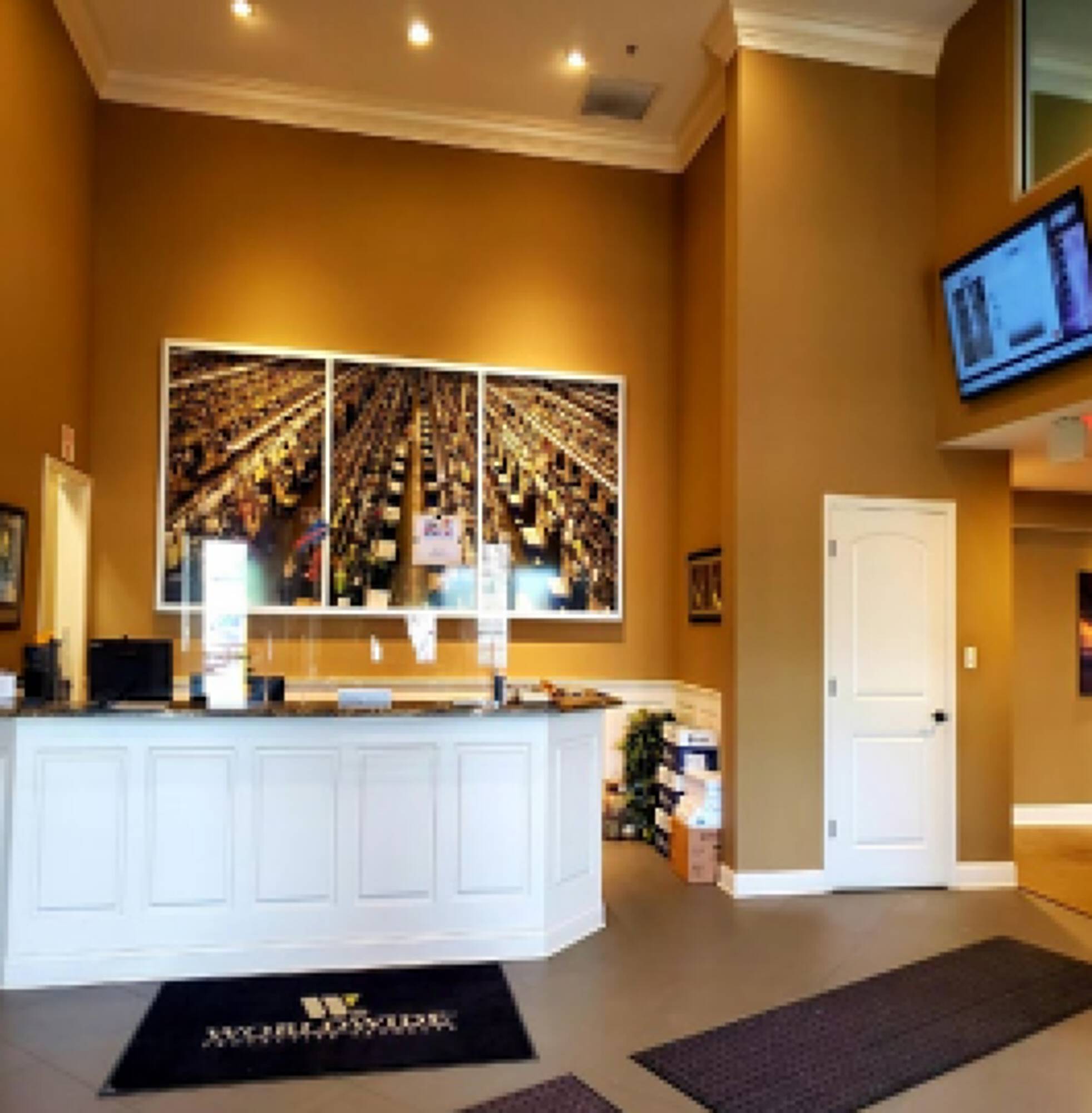 4255 McKinley Pkwy, Hamburg, NY 14075