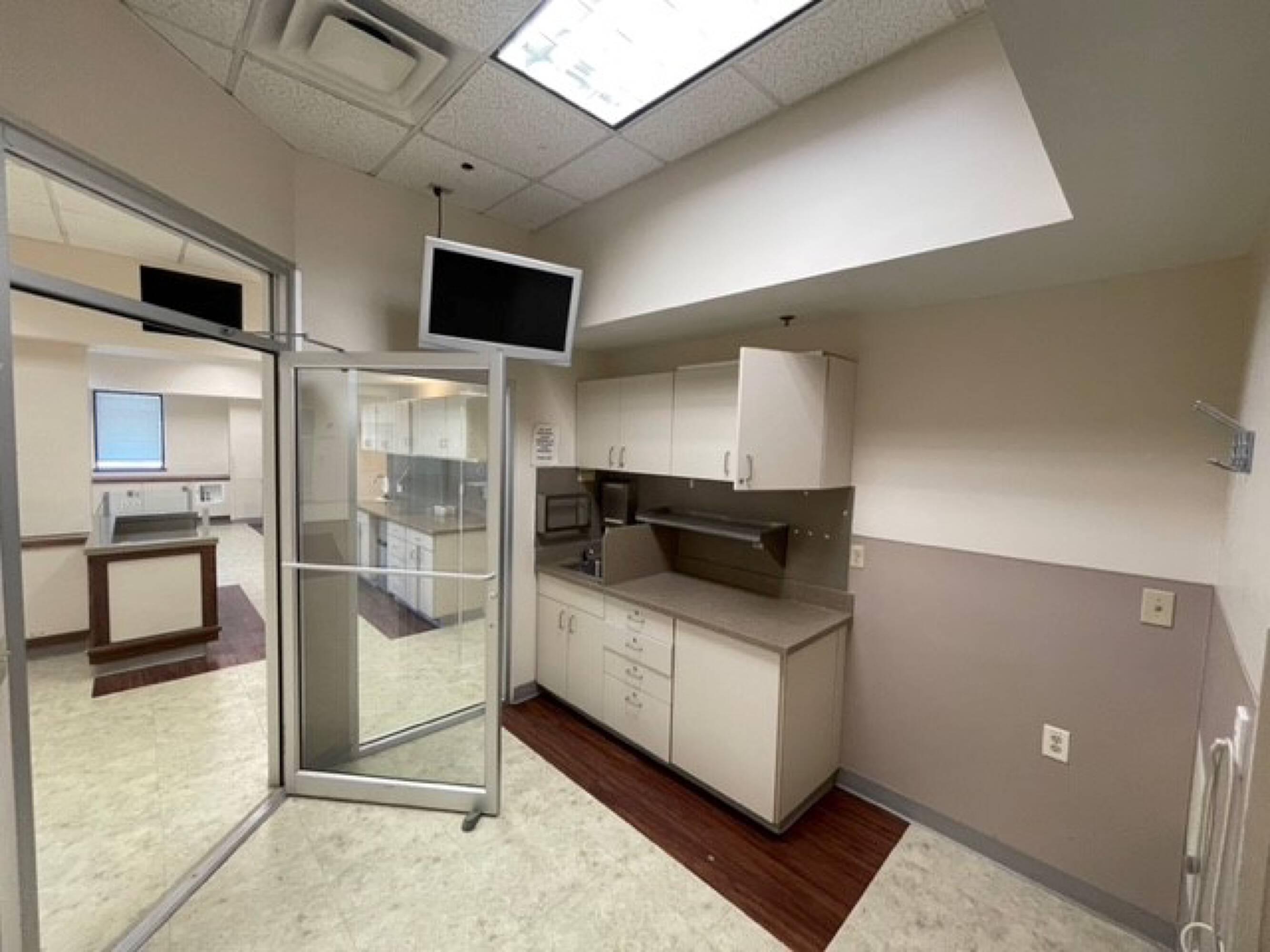 2046 Lockbourne Rd, Columbus, OH 43207