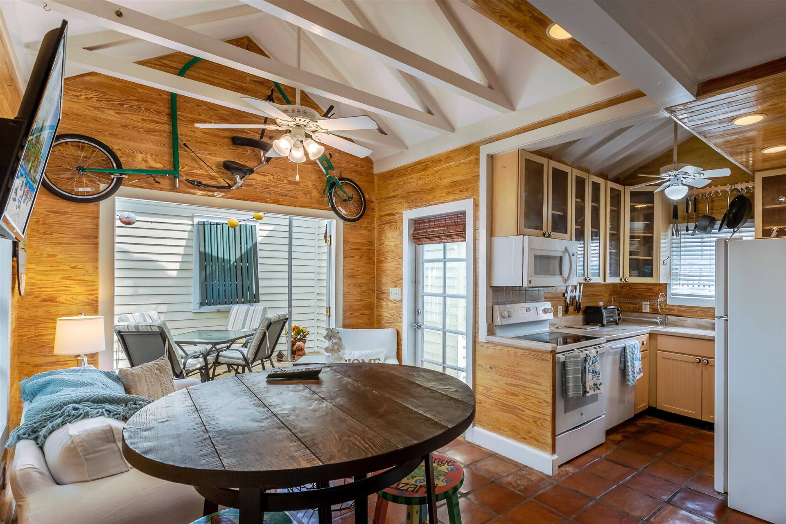 1025 Elgin Ln, Key West, FL 33040