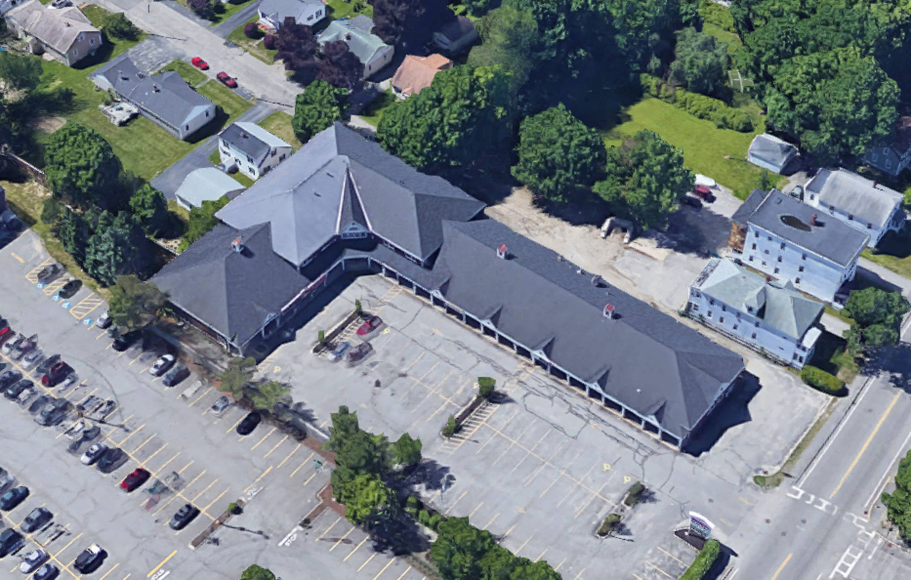 321 Elm St, Biddeford, ME 04005