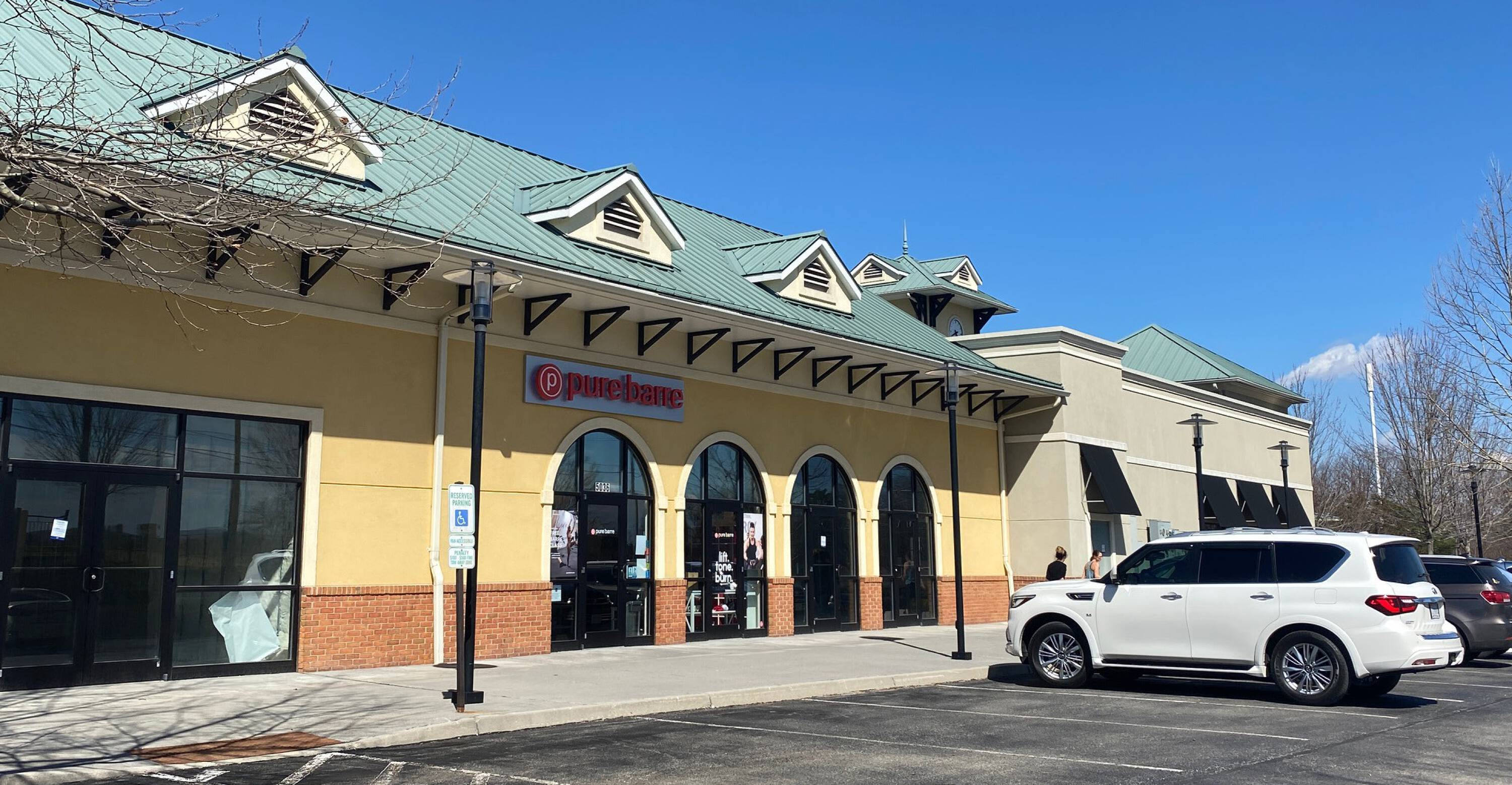 5044 Keagy Rd, Roanoke, VA 24018