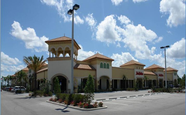 Pictures of Retail property located at 3571 Del Prado Blvd N, Cape Coral, FL 33909 for lease - image #1